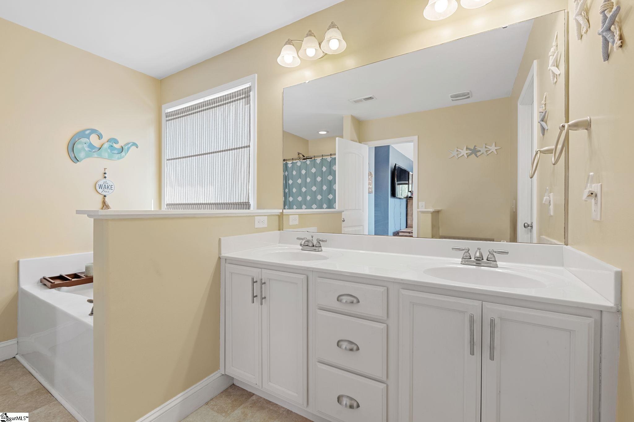 511 Turning Leaf Lane Greer, SC 29651 - Photo 23 of 41