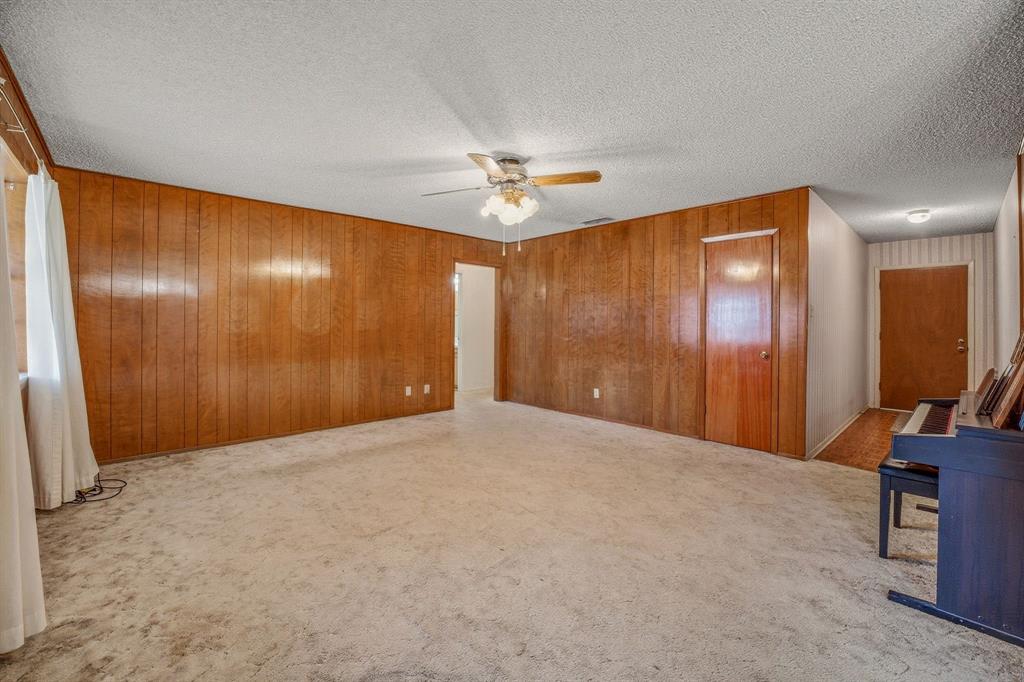 1211 Cage Street Stephenville, TX 76401 - Photo 4 of 18