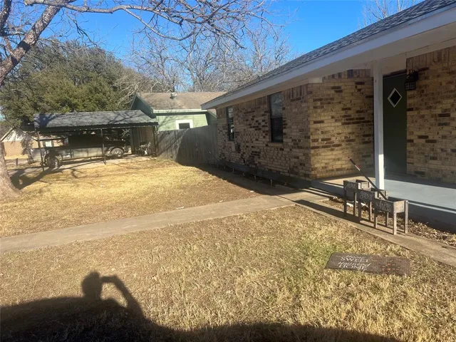 $249,575 | 120 Mary Alice Drive, Valley Mills, TX 76689