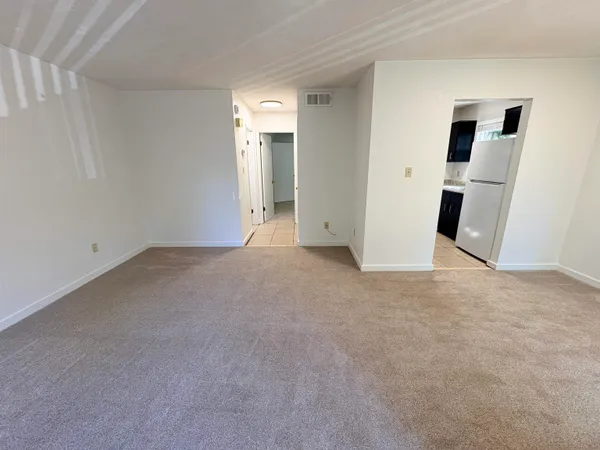 $1,025 | 1530 Live Oak Drive, Unit C4, Tallahassee, FL 32301