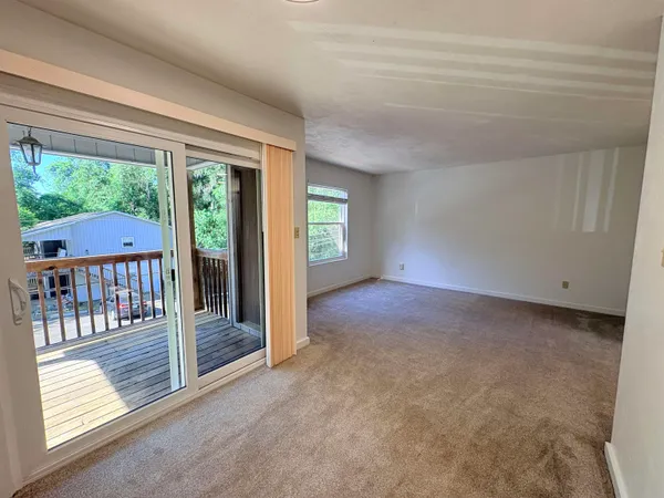 $1,025 | 1530 Live Oak Drive, Unit C4, Tallahassee, FL 32301