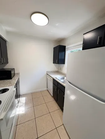 $1,025 | 1530 Live Oak Drive, Unit C4, Tallahassee, FL 32301