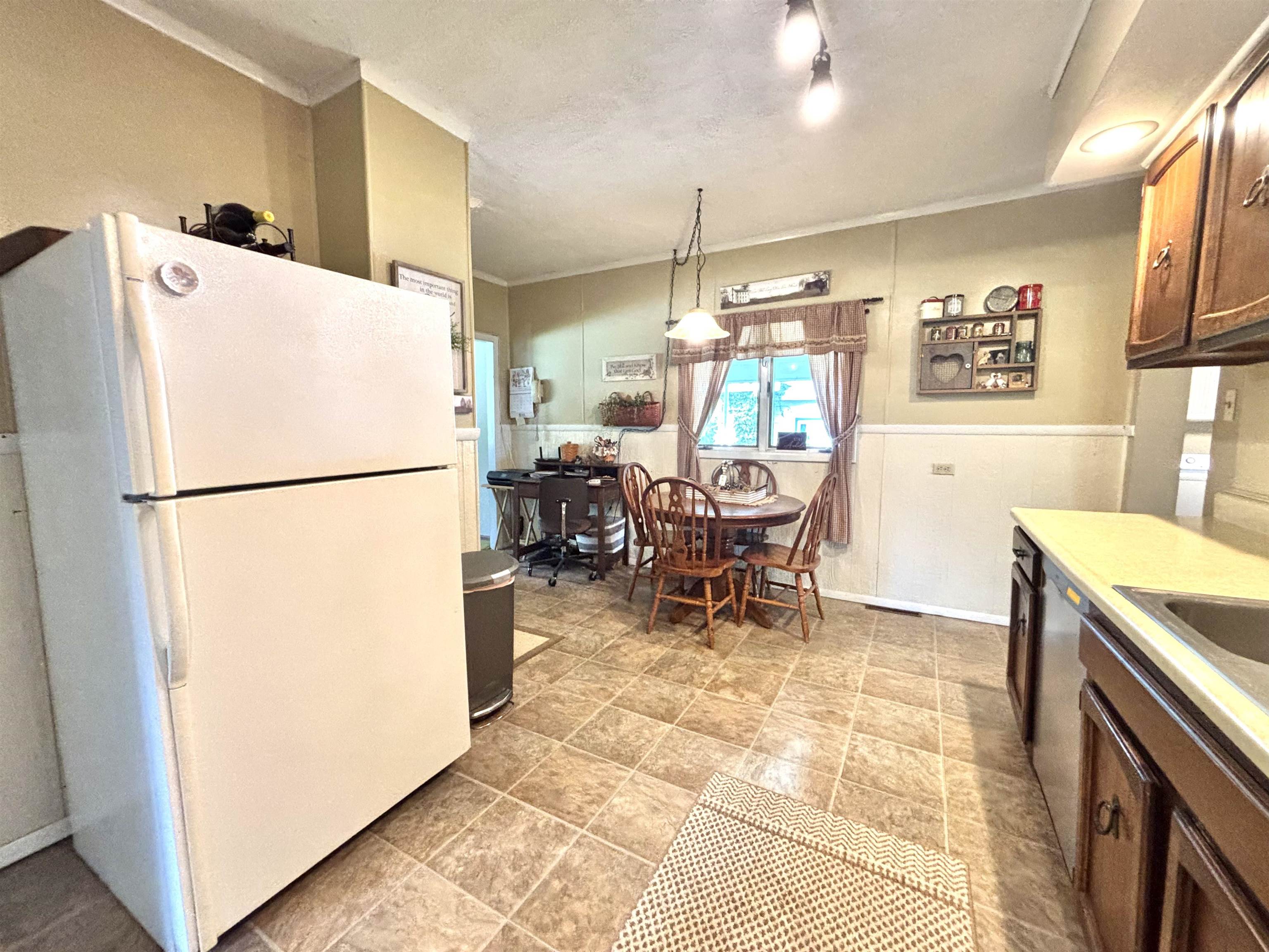 6192 East State Road 14 Rochester, IN 46975 - Photo 20 of 25 Gallery Image 20