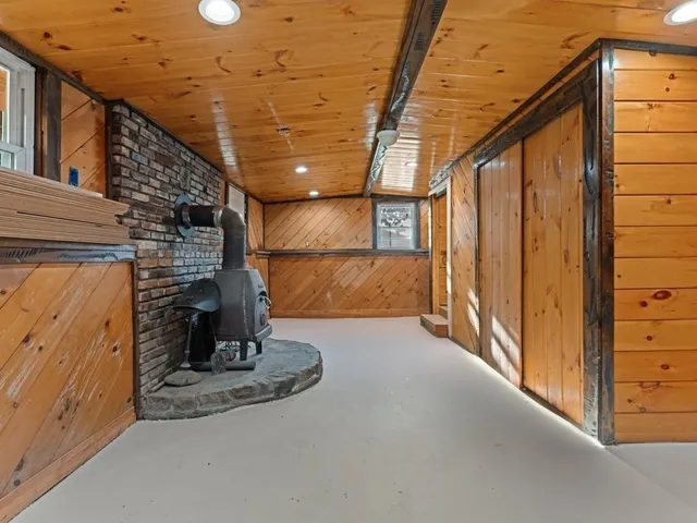 a view of a entryway door of the house