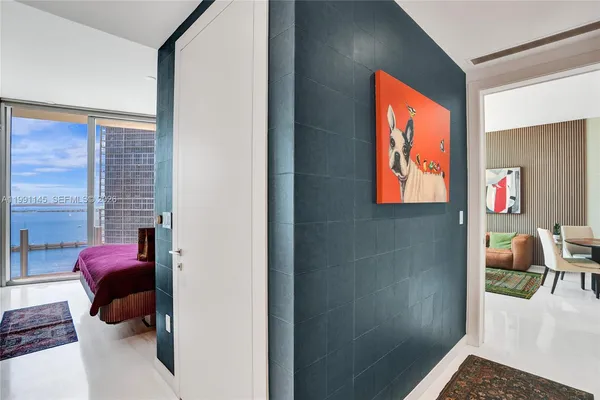 $9,000 | 300 Biscayne Blvd Way, Unit 2106W, Miami, FL 33131