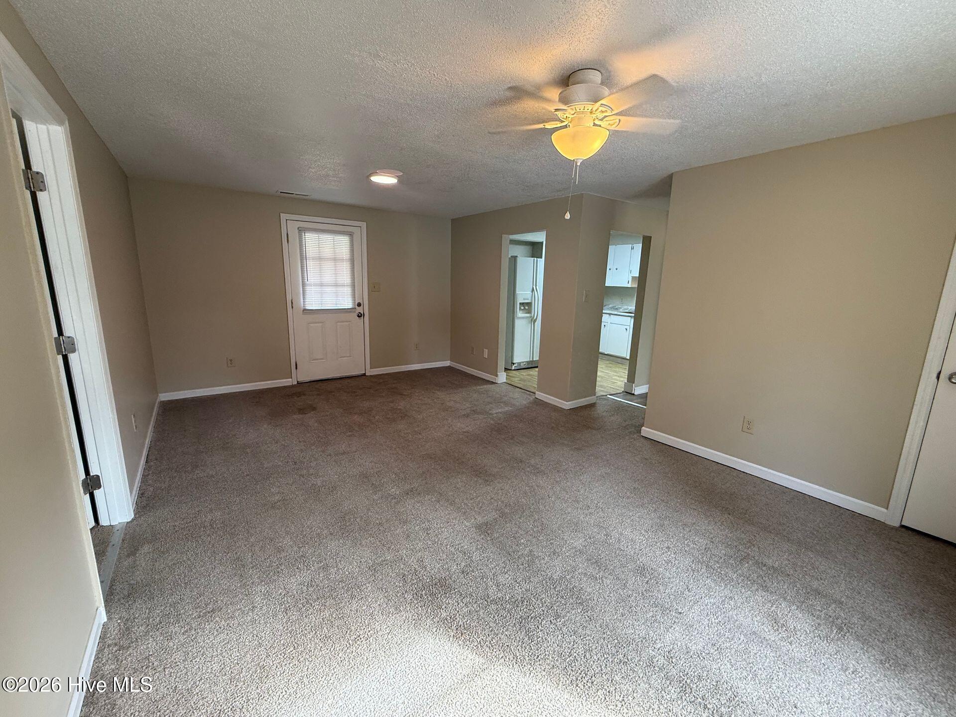 2159 Hines Farm Road Jacksonville, NC 28540 - Photo 3 of 11 d63873f2-7ef1-4db9-88a9-e931621d62d4