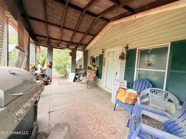 $69,500 | 2329 Southwest Big Creek Drive, Bogue Chitto, MS 39629
