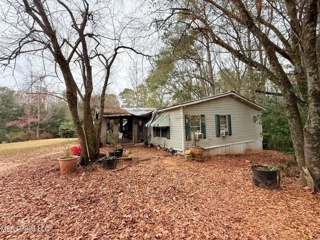 $69,500 | 2329 Southwest Big Creek Drive, Bogue Chitto, MS 39629