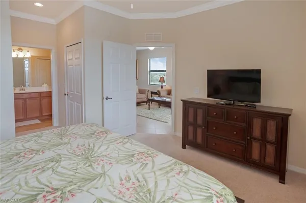 $4,000 | 9731 Acqua Court, Unit 531, Naples, FL 34113