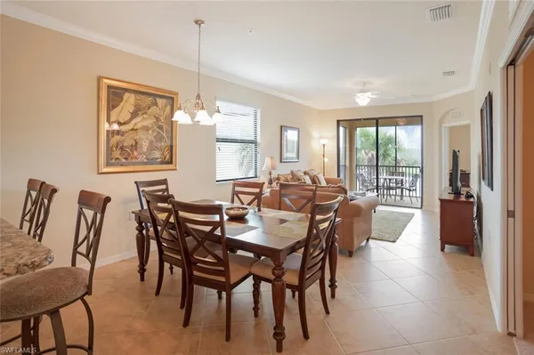 $4,000 | 9731 Acqua Court, Unit 531, Naples, FL 34113