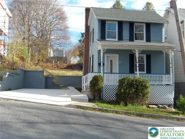 $1,400 | 416 Lehigh Street, Jim Thorpe, PA 18229