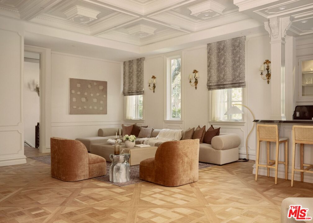 628 North Rodeo Drive Beverly Hills, CA 90210 - Photo 12 of 32 Gallery Image 12