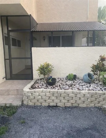 $3,200 | 871 Northwest 81st Terrace, Unit 1, Fort Lauderdale, FL 33324