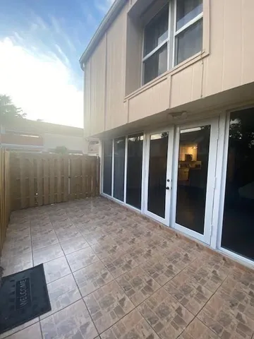 $3,200 | 871 Northwest 81st Terrace, Unit 1, Fort Lauderdale, FL 33324