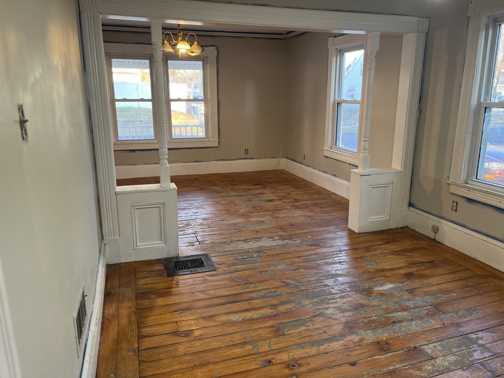 19 Bevier Street Springfield, MA 01107 - Photo 8 of 8 Gallery Image 8