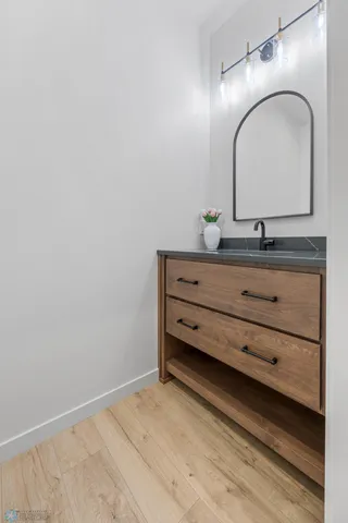 $919,900 | 951 50th Avenue West, West Fargo, ND 58078