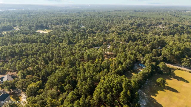 $695,000 | 376 Foxfire Road, Aberdeen, NC 28315