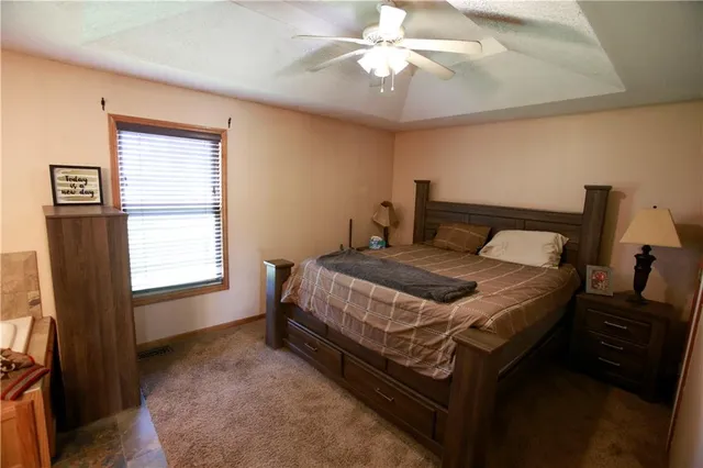 $425,000 | 29208 East 343rd Street, Garden City, MO 64747