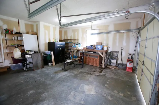 $425,000 | 29208 East 343rd Street, Garden City, MO 64747