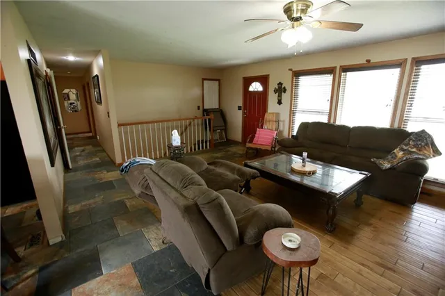 $425,000 | 29208 East 343rd Street, Garden City, MO 64747