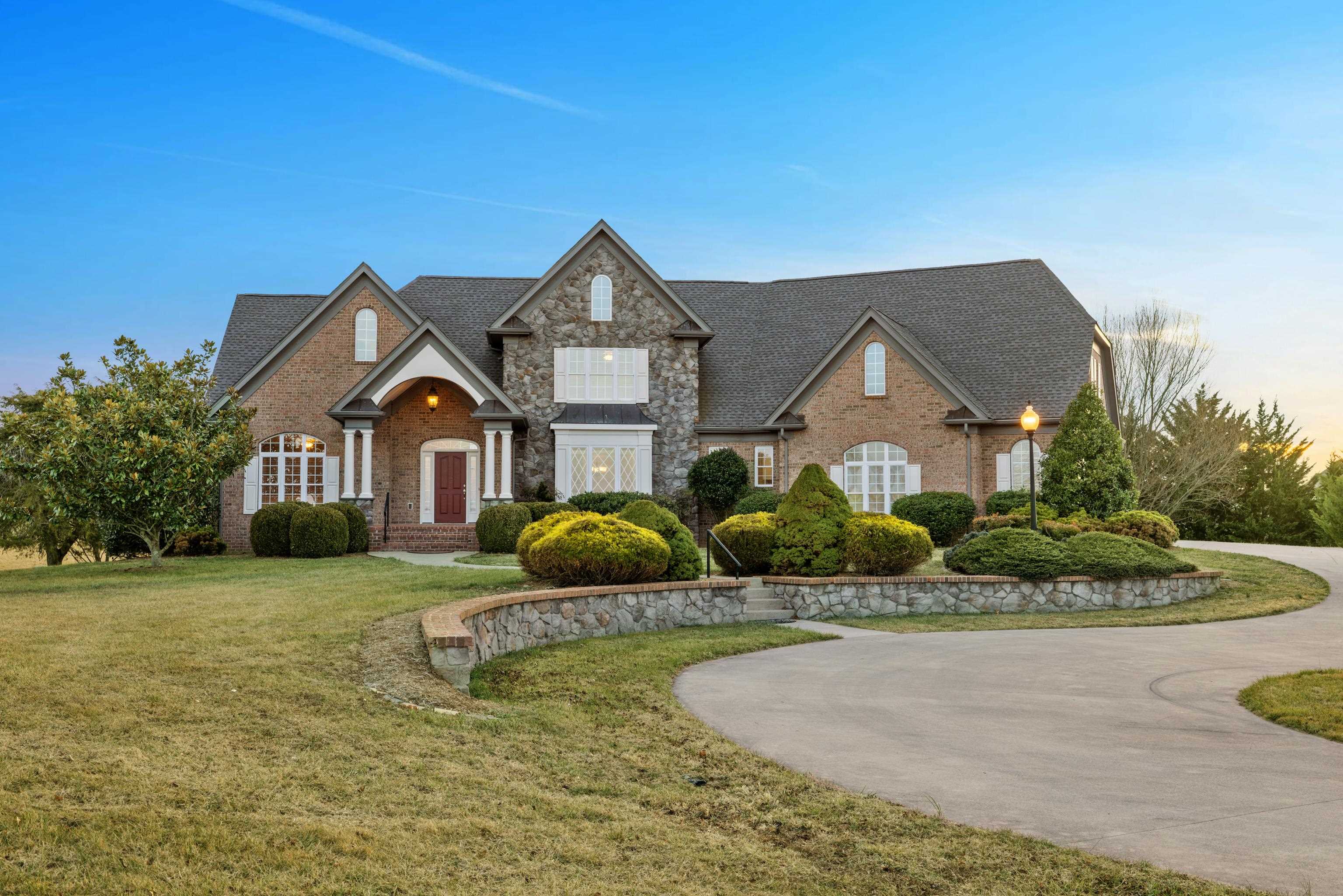 3485 Barterbrook Road Staunton, VA 24401 - Photo 63 of 71 a front view of a house with garden