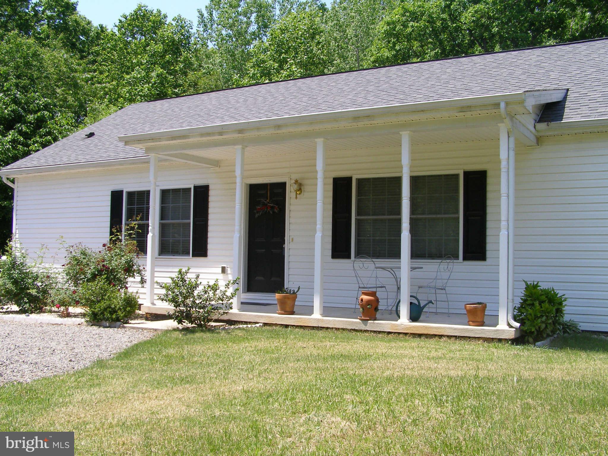 2369 Bagby Road Bumpass, VA 23024 - Photo 4 of 30 Exterior (Front)