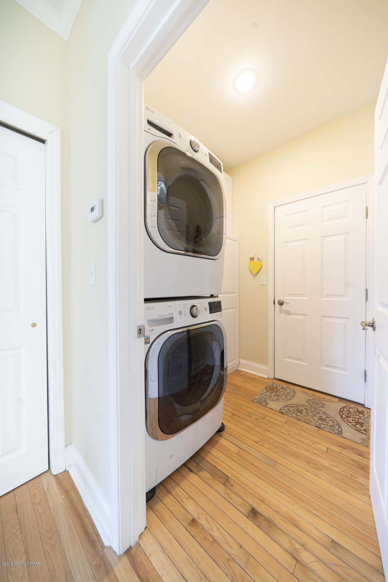 139 Skytop Road Long Pond, PA 18334 - Photo 30 of 34 Laundry Room