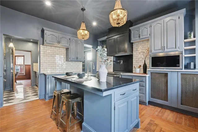 $750,000 | 444 Gladstone Boulevard, Kansas City, MO 64124