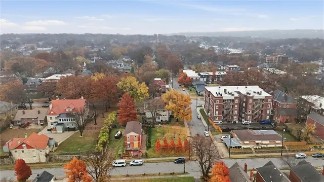 $750,000 | 444 Gladstone Boulevard, Kansas City, MO 64124