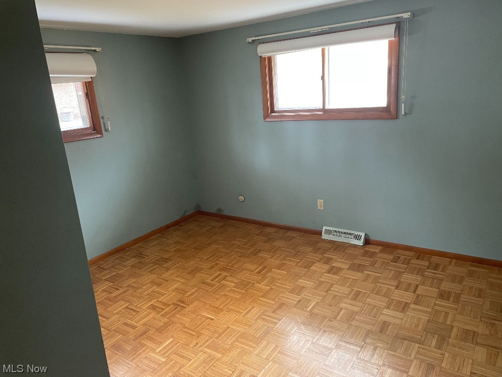11235 Exeter Road Garfield Heights, OH 44125 - Photo 16 of 25