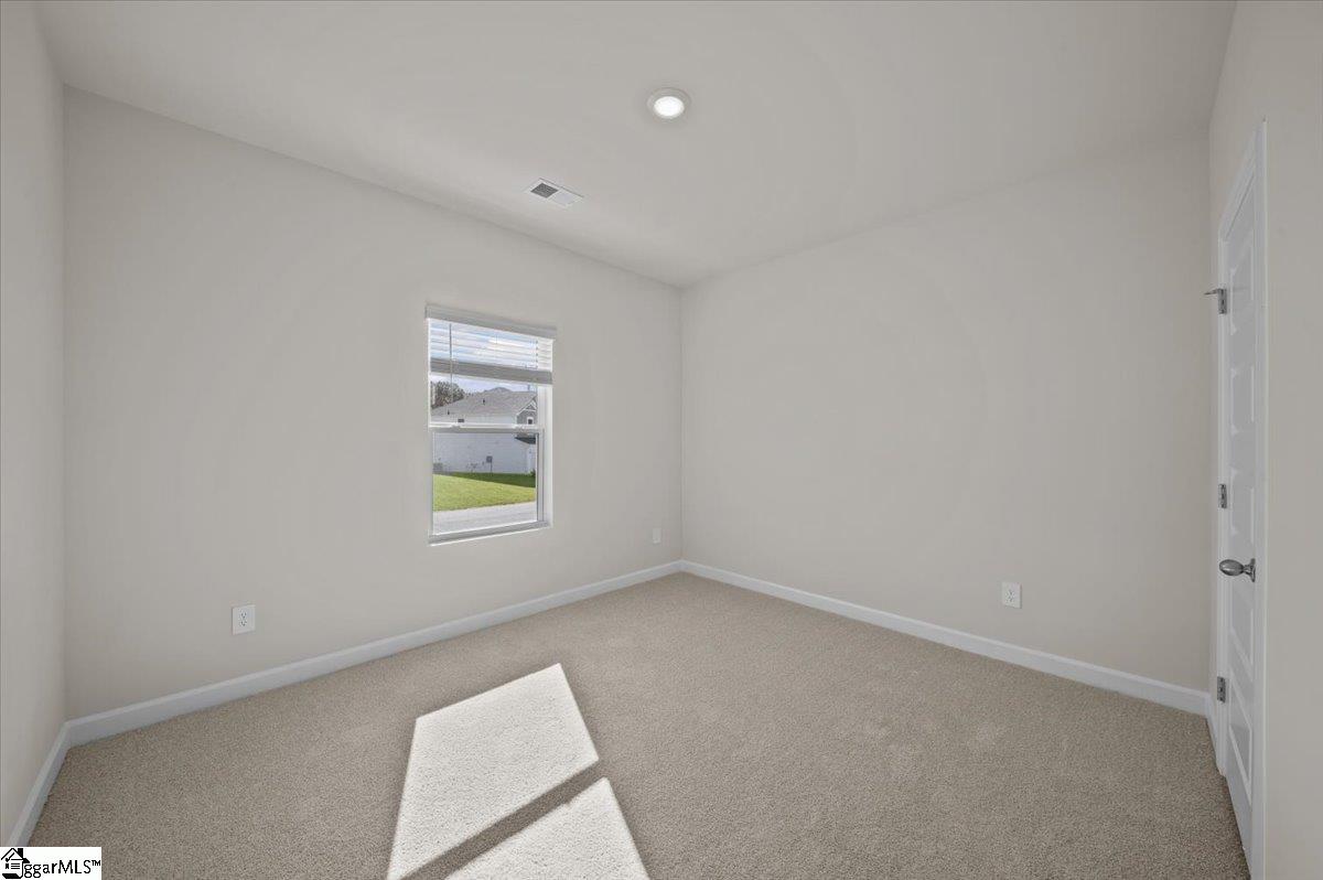 120 Milo Road Spartanburg, SC 29306 - Photo 8 of 33