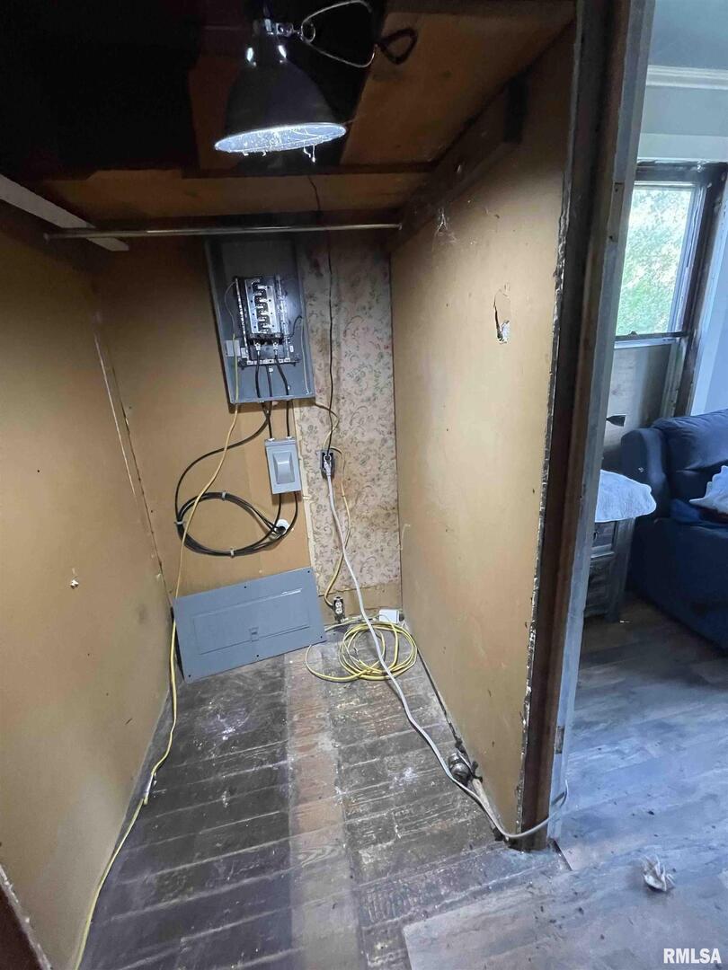 502 East Matthew Street Sesser, IL 62884 - Photo 12 of 18 a view of entryway with a wooden floor