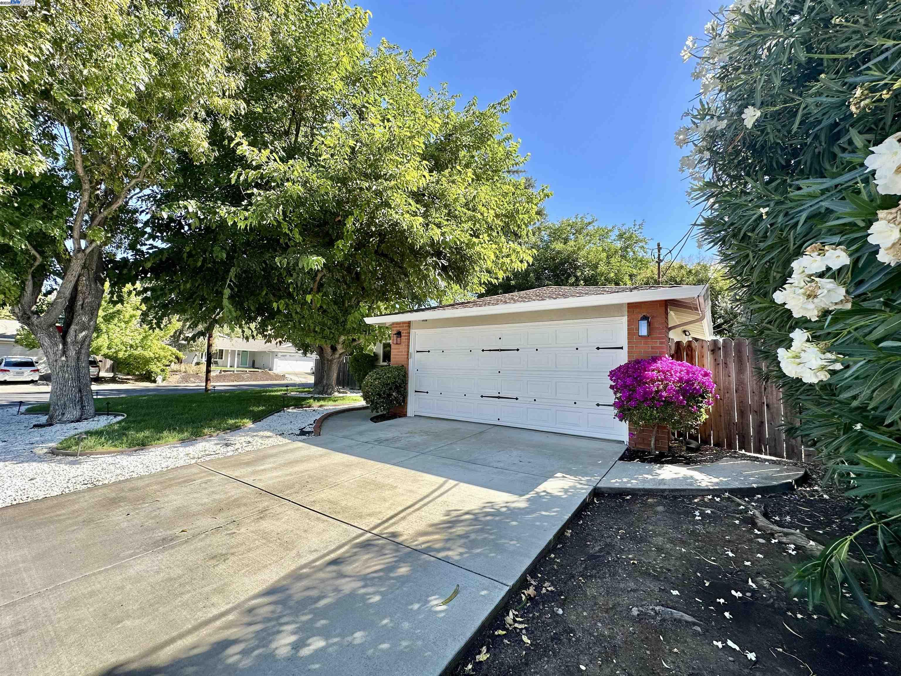 1243 Missouri Drive Concord, CA 94521 - Photo 3 of 42