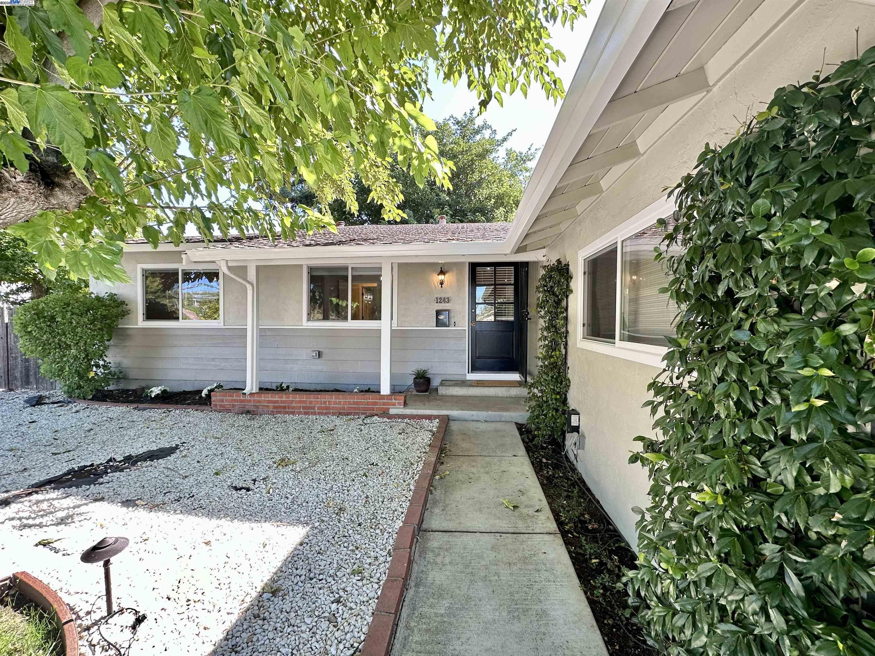 1243 Missouri Drive Concord, CA 94521 - Photo 4 of 42