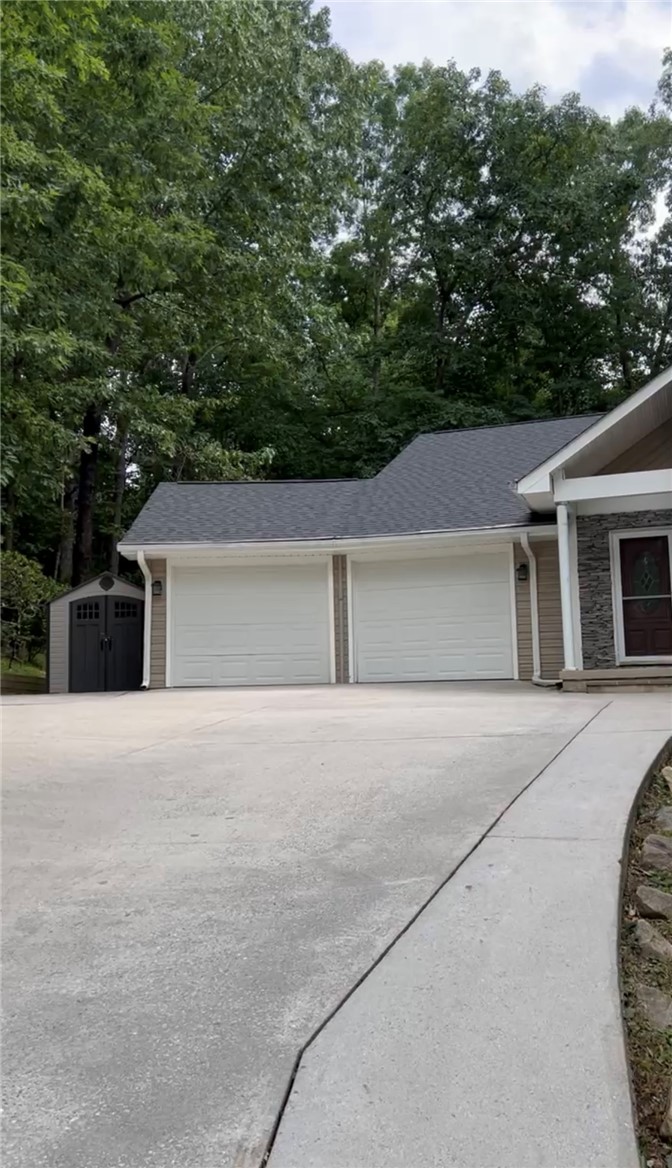 105 Eagle Court Westminster, SC 29693 - Photo 37 of 42