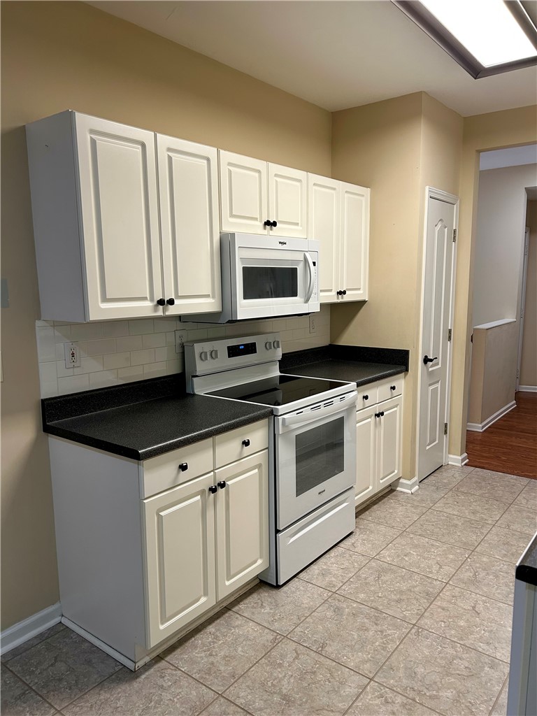 105 Eagle Court Westminster, SC 29693 - Photo 8 of 42