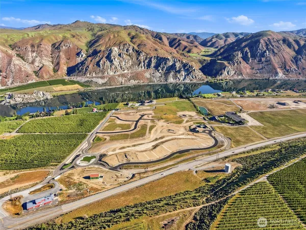 $395,000 | 19 Stratastone Place, Orondo, WA 98843