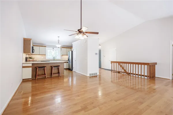$2,850 | 30 Cambridge Court, Perinton, NY 14450
