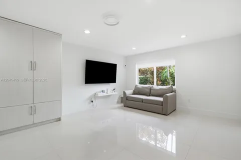 $1,230,000 | 2517 Southwest 148th Court, Miami, FL 33185