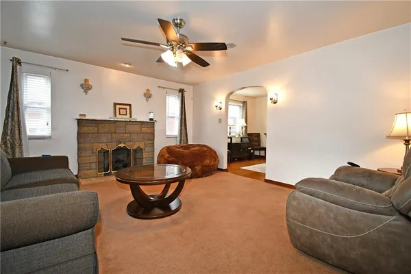 $249,900 | 217 Fairmont Avenue, Trafford, PA 15085