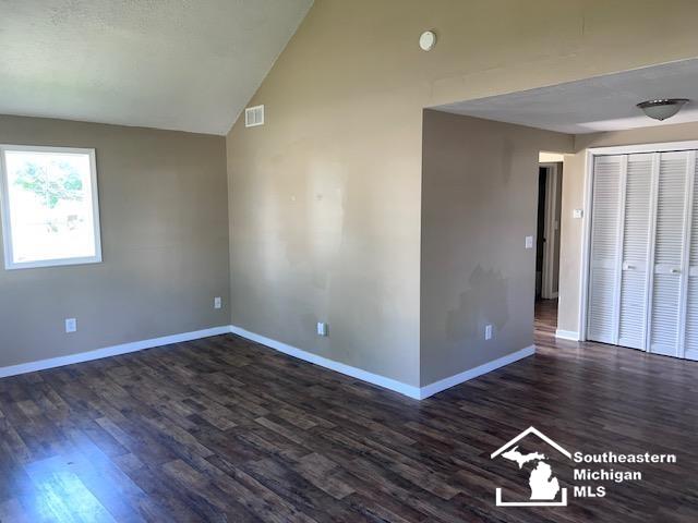 978 Division Street Adrian, MI 49221 - Photo 13 of 25