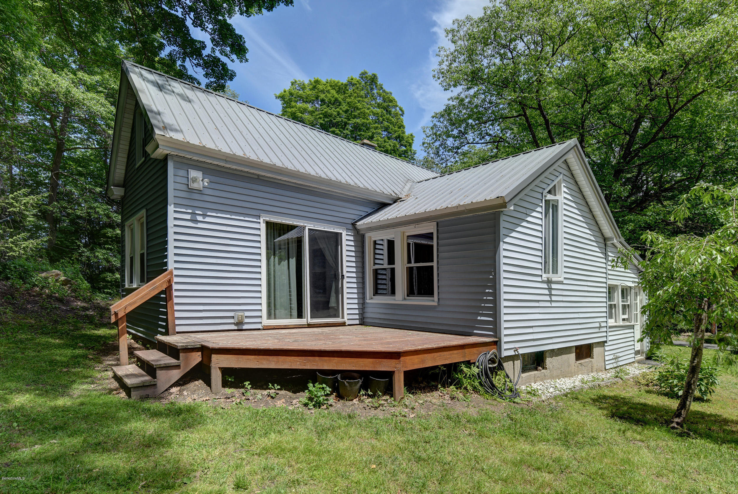 87 Old State Road Lanesborough, MA 01224 - Photo 2 of 11 11-900 Back of Home