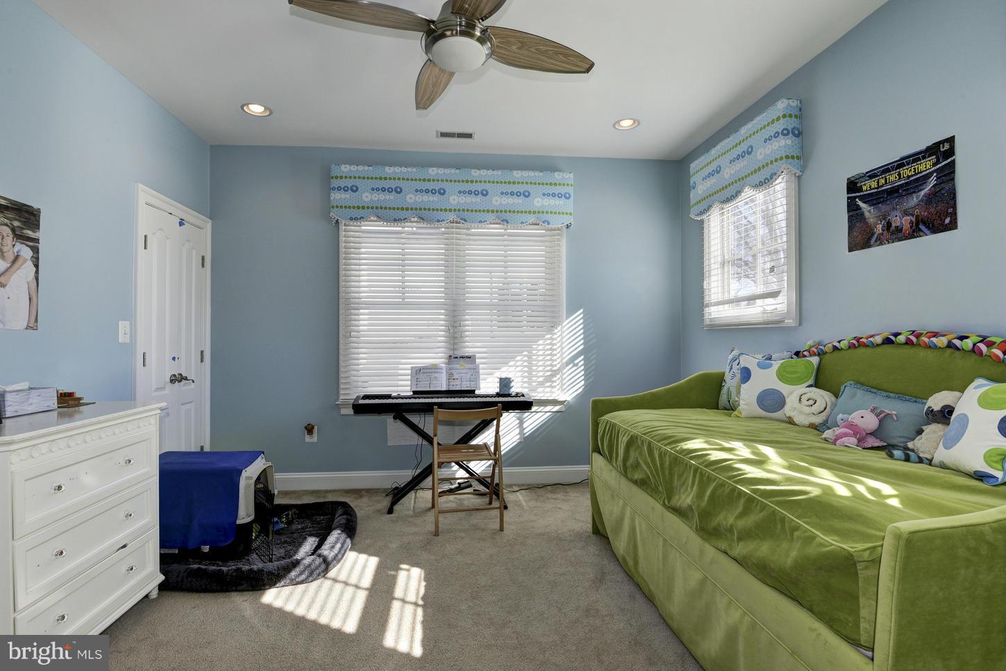 6103 Kirby Road Bethesda, MD 20817 - Photo 16 of 22 Bedroom