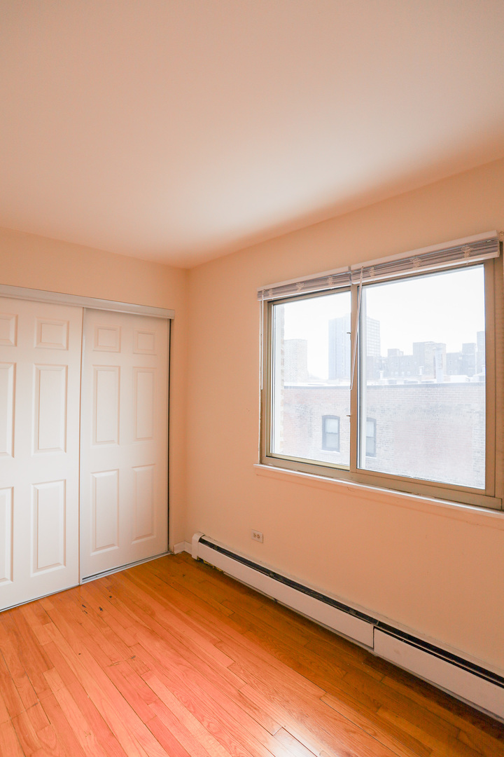 1055 West Catalpa Avenue, Unit 504 Chicago, IL 60640 - Photo 8 of 14