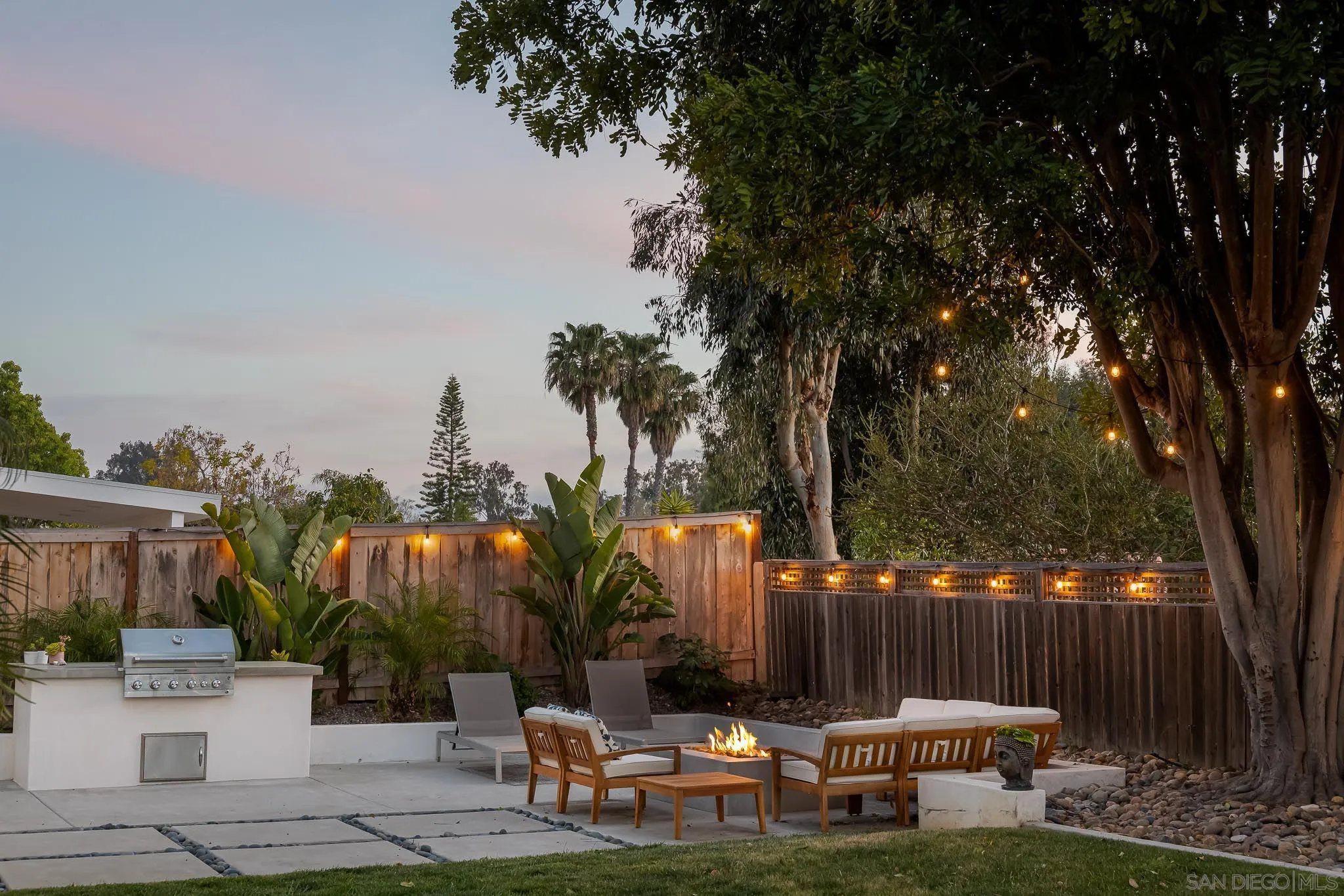 2124 Coolngreen Way Encinitas, CA 92024 - Photo 4 of 45