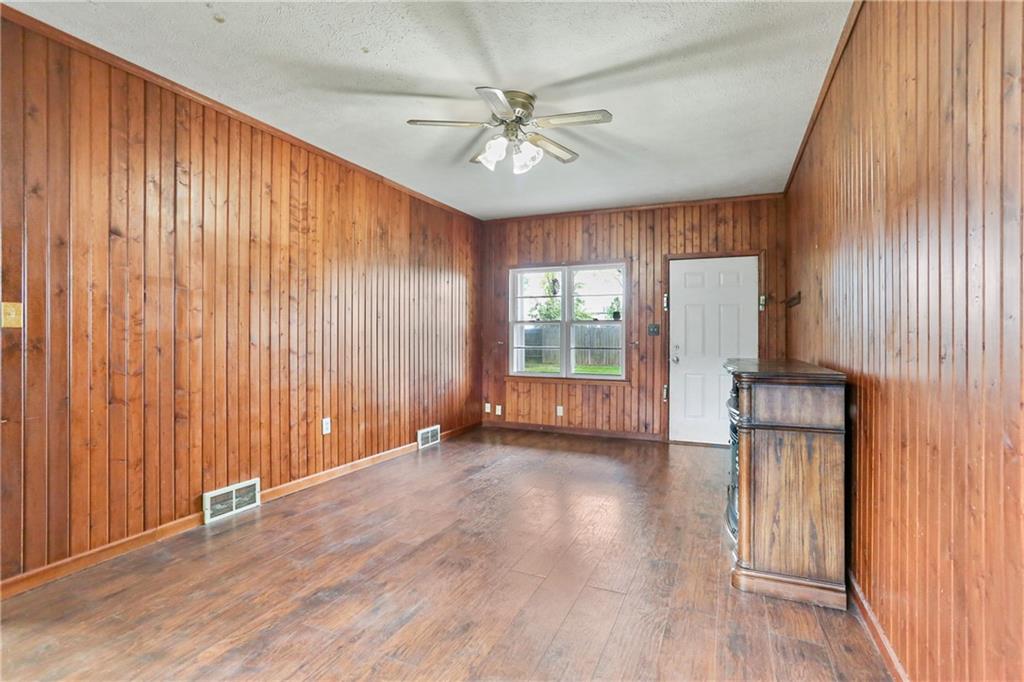 3710 Minger Road Indianapolis, IN 46222 - Photo 4 of 33 Gallery Image 4