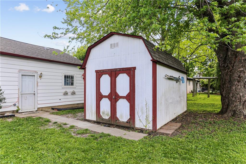 3710 Minger Road Indianapolis, IN 46222 - Photo 32 of 33 Gallery Image 32