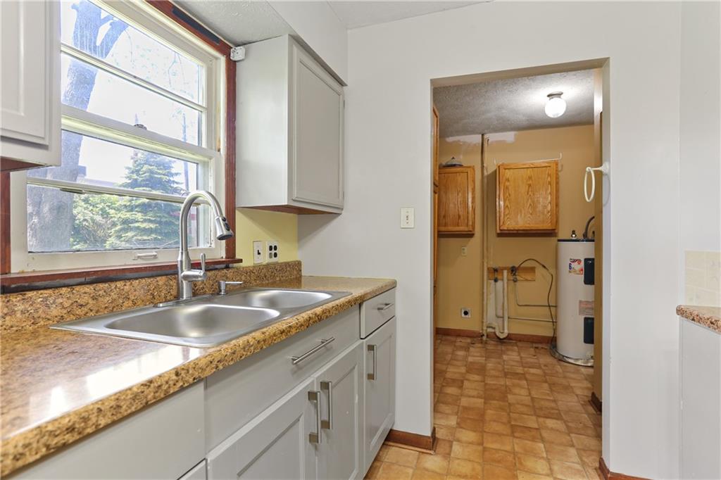 3710 Minger Road Indianapolis, IN 46222 - Photo 10 of 33 Gallery Image 10