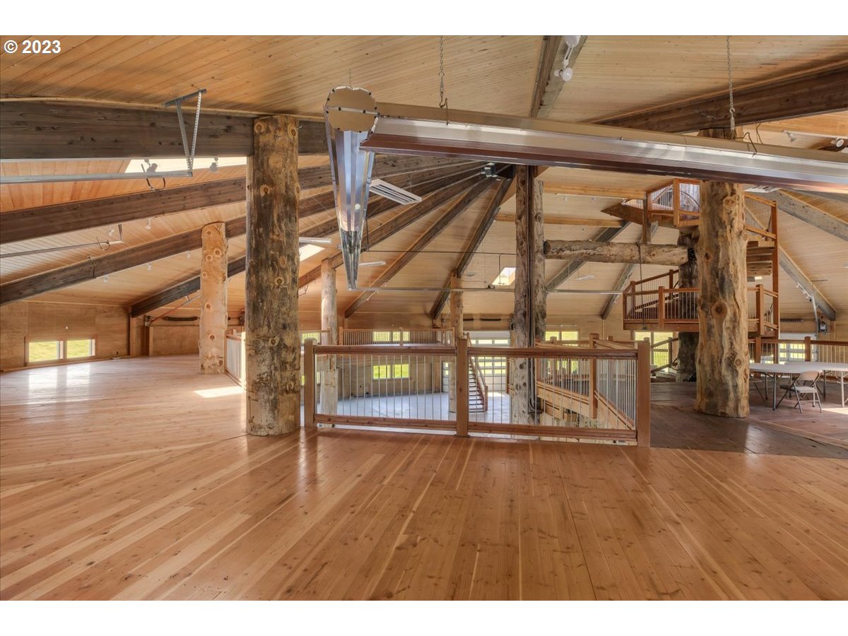 21187 South Leland Road Oregon City, OR 97045 - Photo 33 of 48 Gallery Image 33