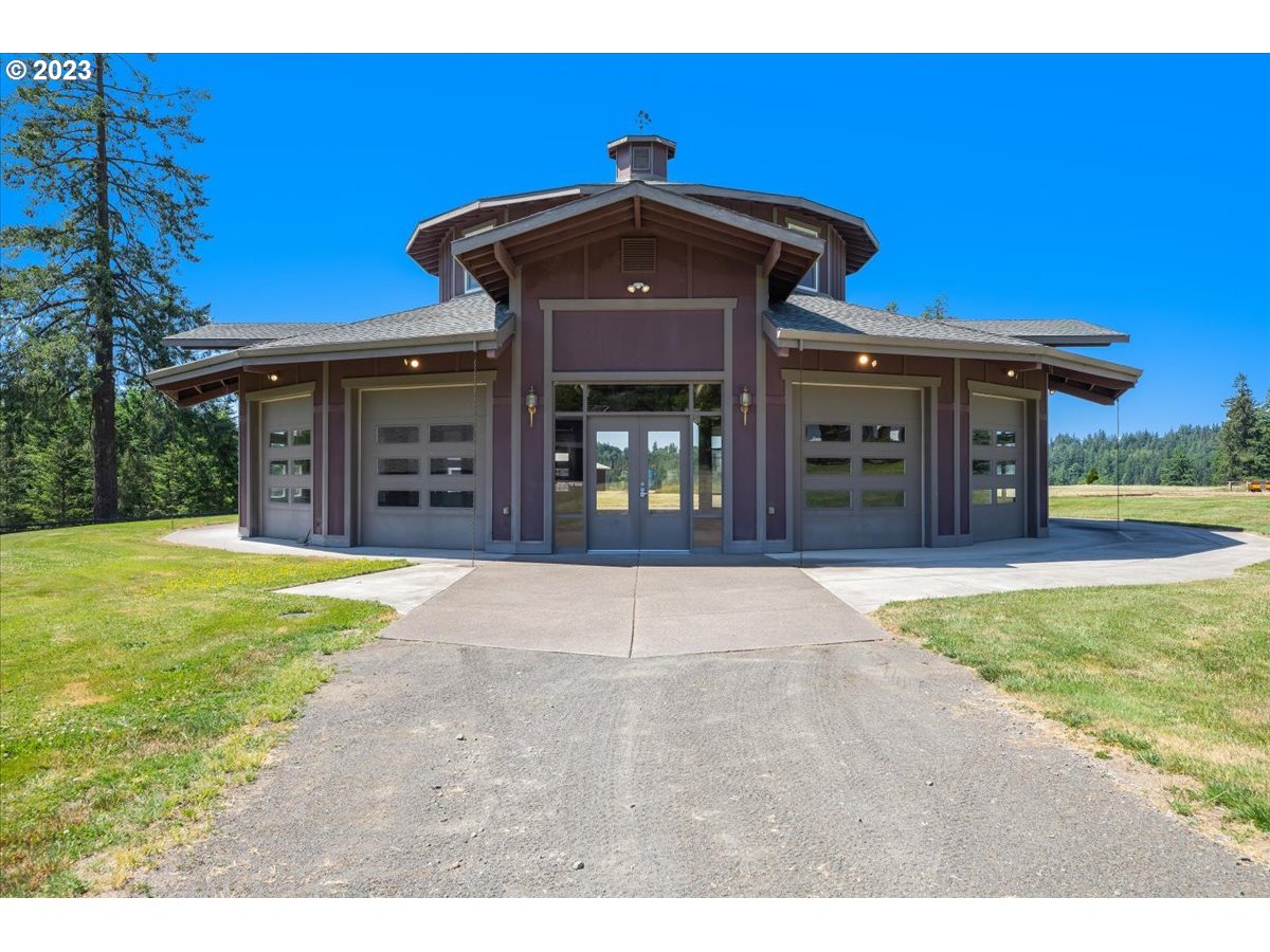 21187 South Leland Road Oregon City, OR 97045 - Photo 36 of 48 Gallery Image 36